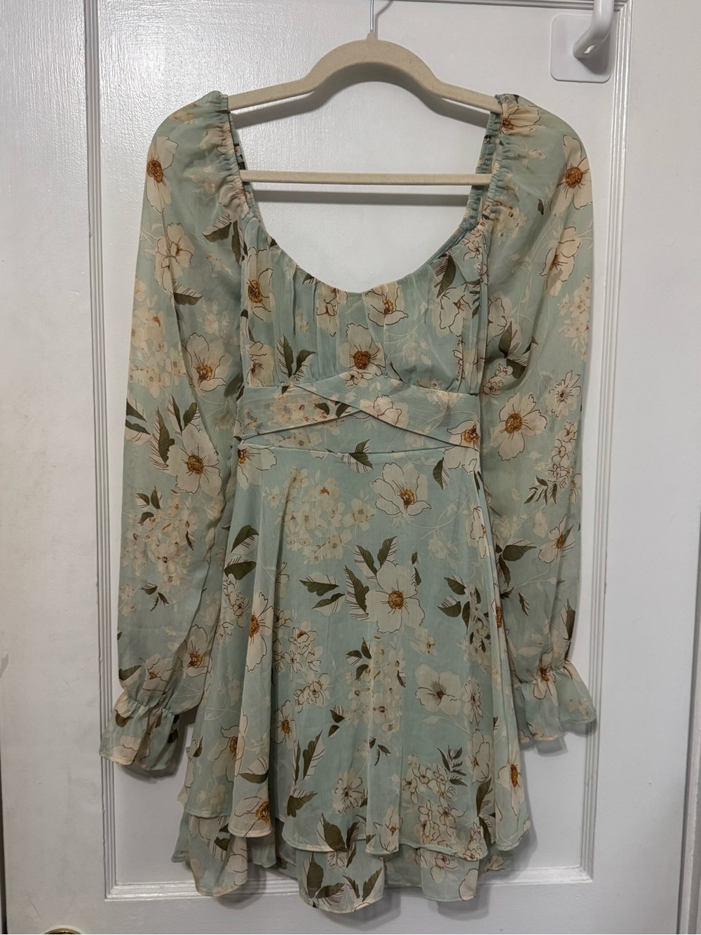 Evolutionary Apparel Women's Large Long Sleeve Floral Mini Dress with Tie Front